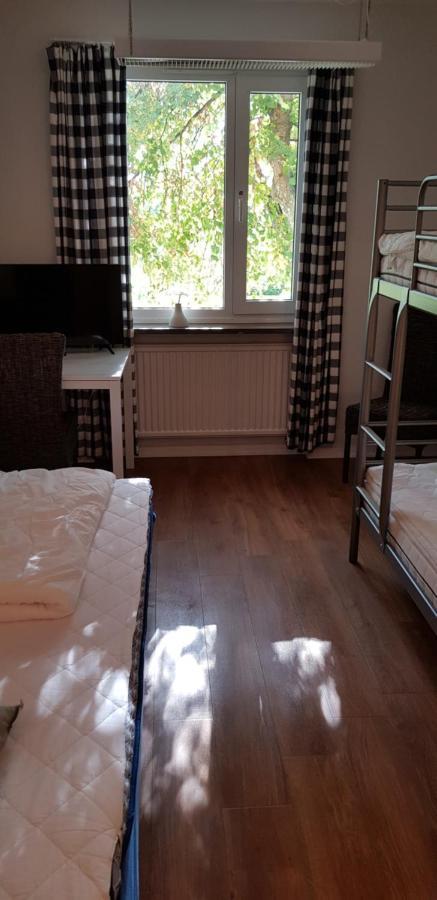 Huskvarna Hotell & Vandrarhem Extérieur photo