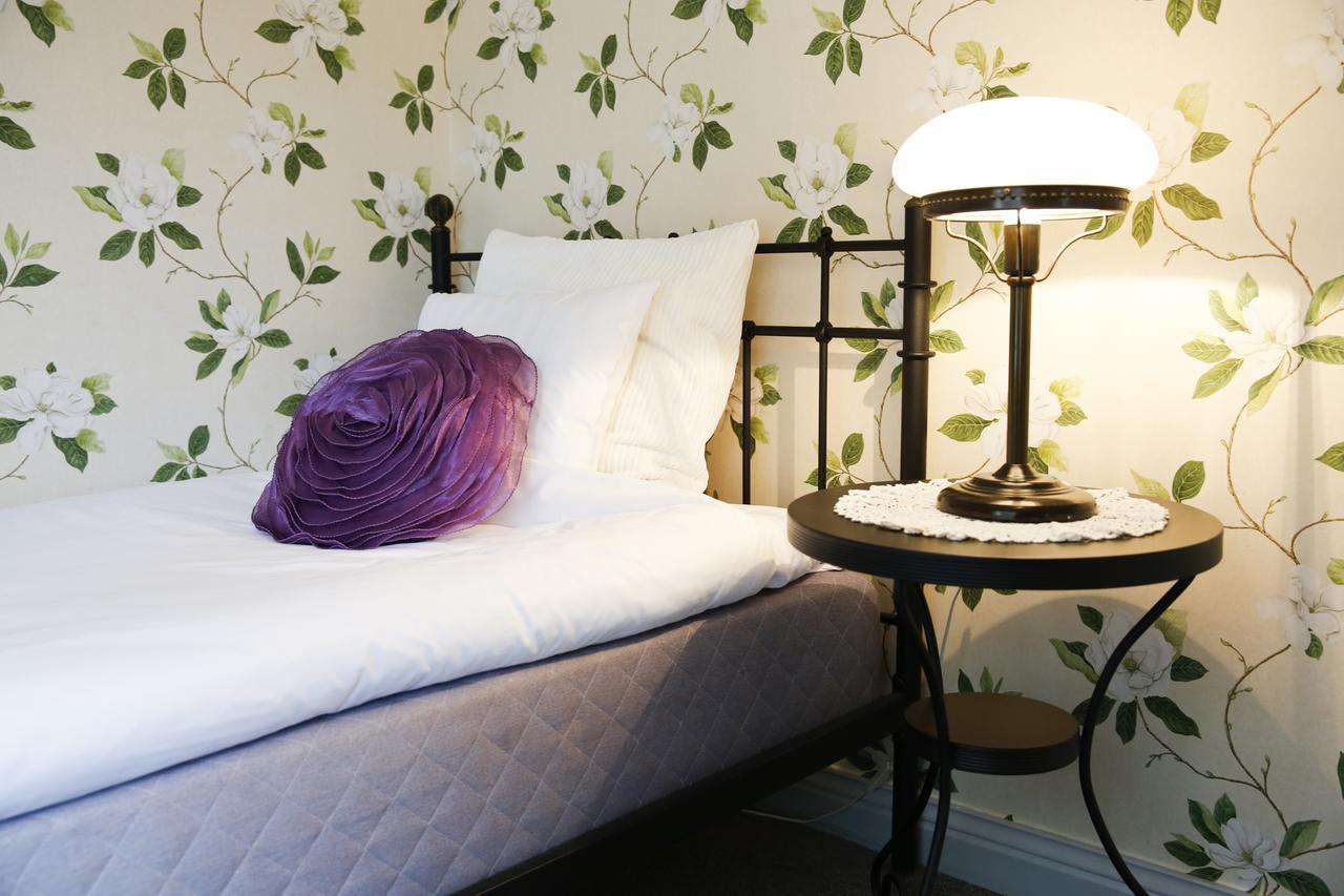 Huskvarna Hotell & Vandrarhem Extérieur photo