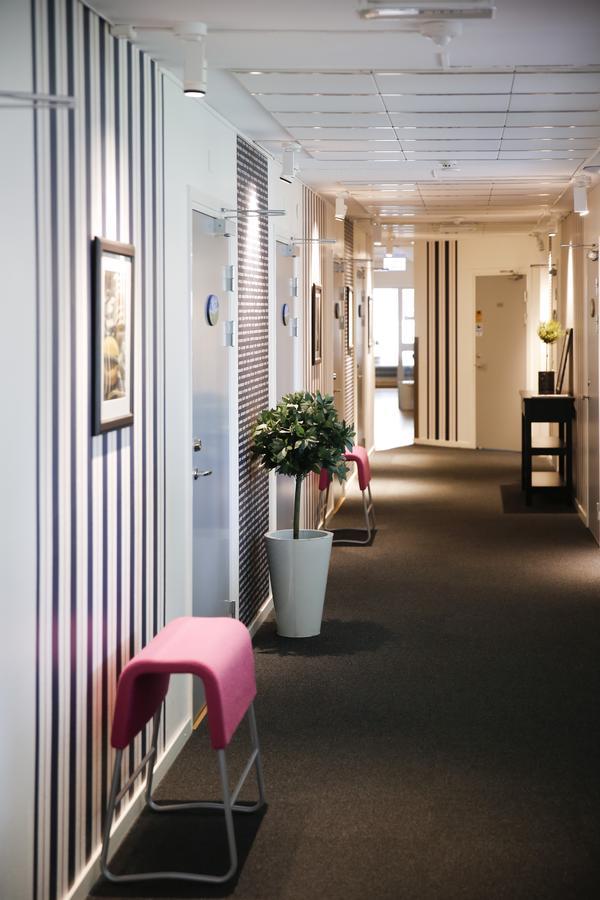 Huskvarna Hotell & Vandrarhem Extérieur photo