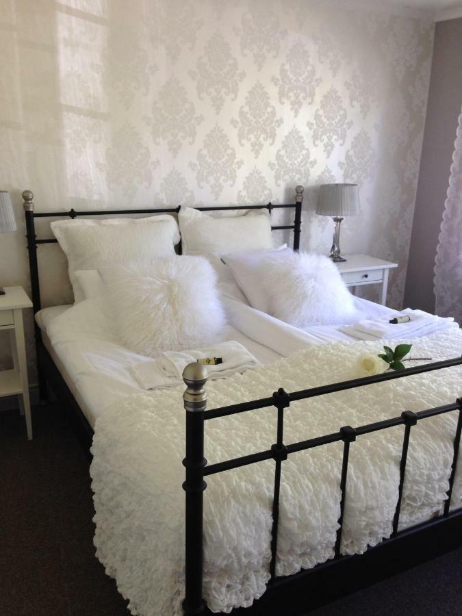 Huskvarna Hotell & Vandrarhem Extérieur photo