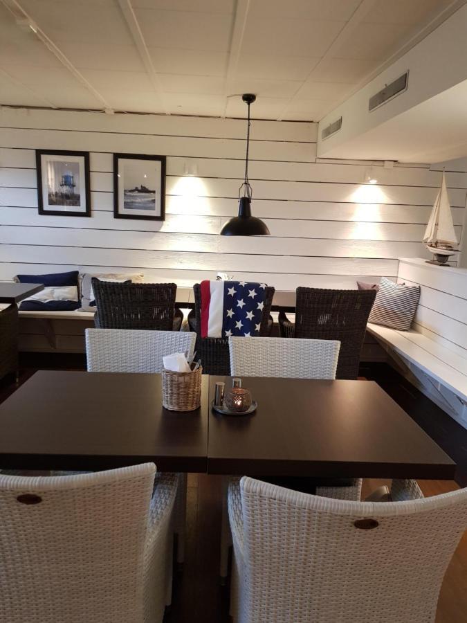 Huskvarna Hotell & Vandrarhem Extérieur photo