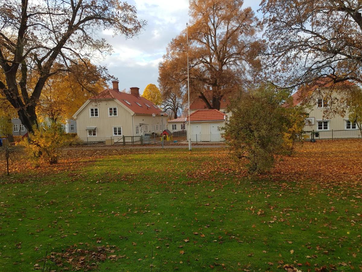 Huskvarna Hotell & Vandrarhem Extérieur photo